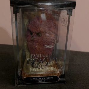 Harry Potter and the Fantastic Beasts statue